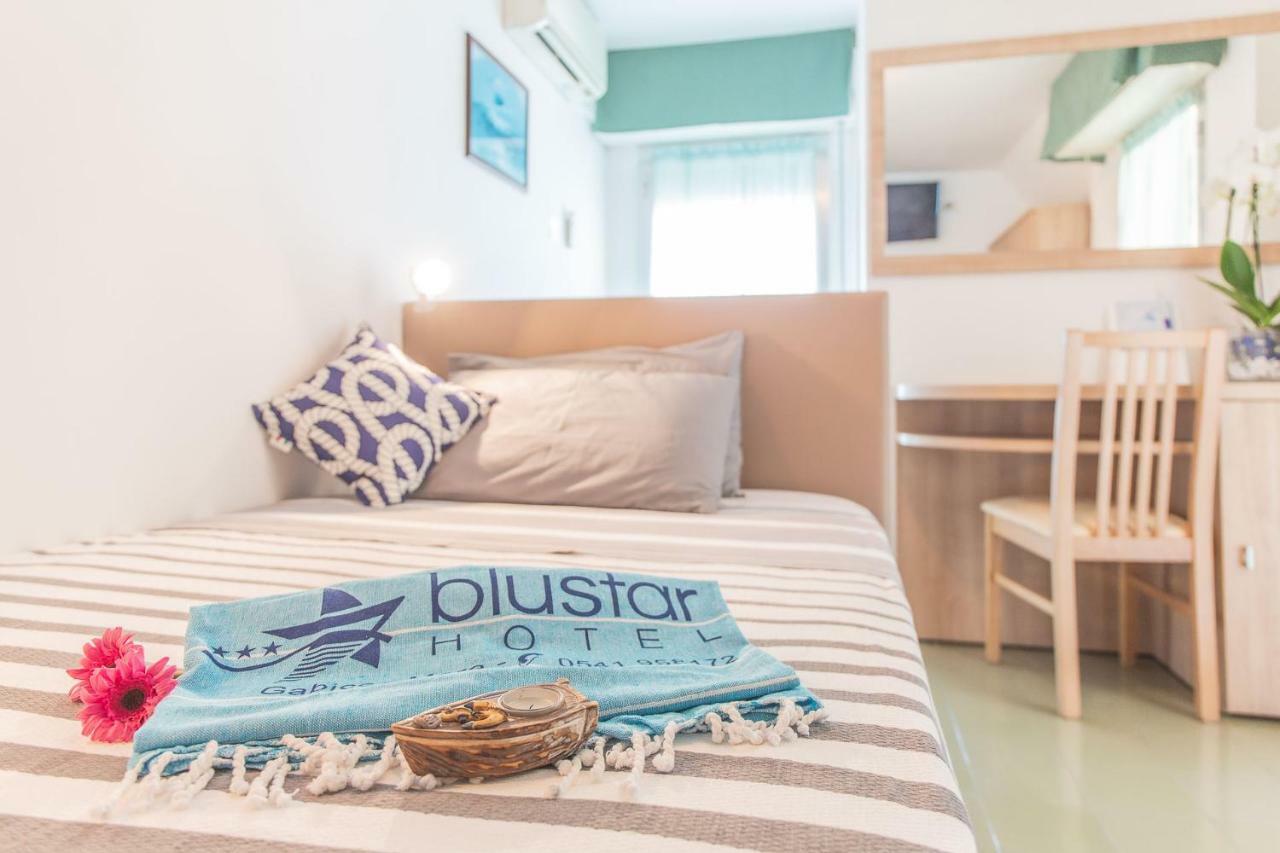 Blu Star Hotel Gabicce Mare Exteriör bild